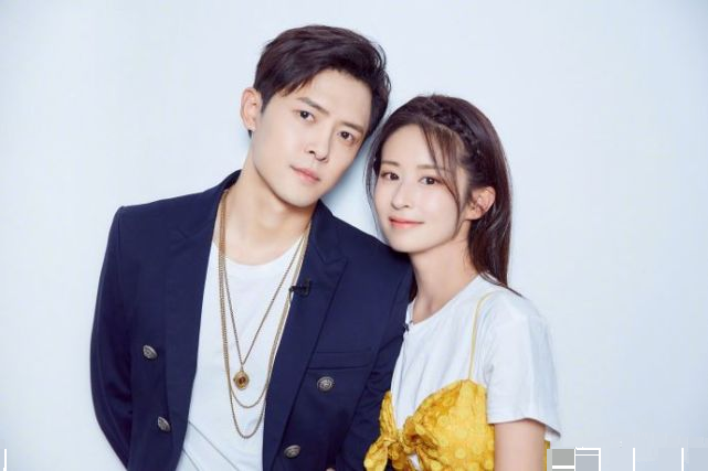 颖儿|颖儿深夜获老公小惊喜，付辛博送她超大束玫瑰花，婚后仍如热恋