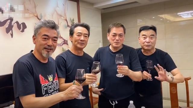 汤镇宗|四大“老爷专业户”齐聚，64岁汤镇宗变化最大！俩女儿貌美惹人馋