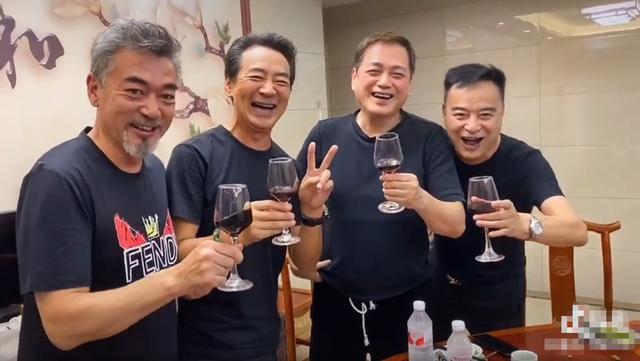 汤镇宗|四大“老爷专业户”齐聚，64岁汤镇宗变化最大！俩女儿貌美惹人馋