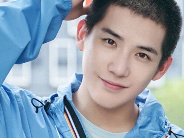 难怪王安宇能突然火爆全网得知他幕后的经纪人想不火都难