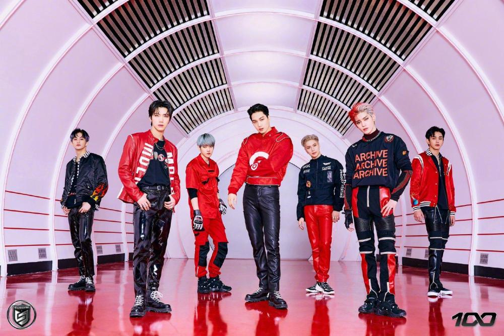 superm新造型宫廷风贵气,棕发边伯贤似王子,改良式韩