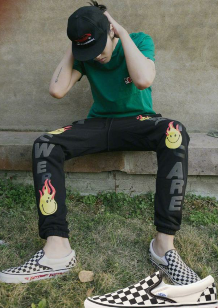 明星都喜欢vans?