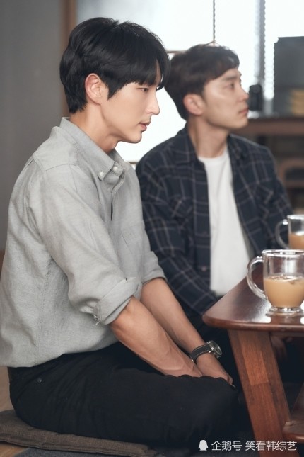 恶之花李准基文彩元张熙珍徐贤宇四人面对面会聚一堂