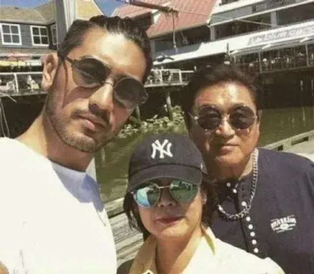 高以翔|高以翔去世后高爸爸一直挂心Bella，送爱心给予关心，依旧亲如家人