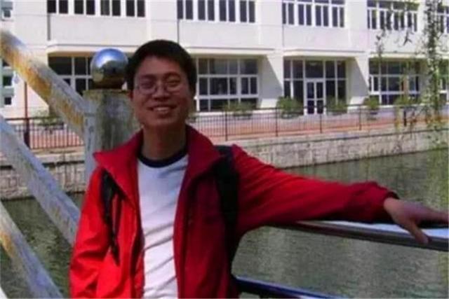 孙俪|贫困小伙得到孙俪资助，圆了大学梦却“反咬一口”，后来如何？