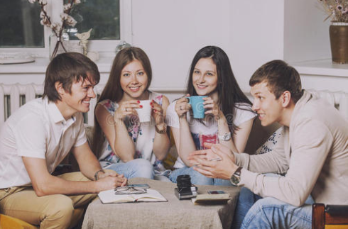 集装箱|53岁大叔把6个集装箱变200㎡豪宅，终于在北京有了自己的家