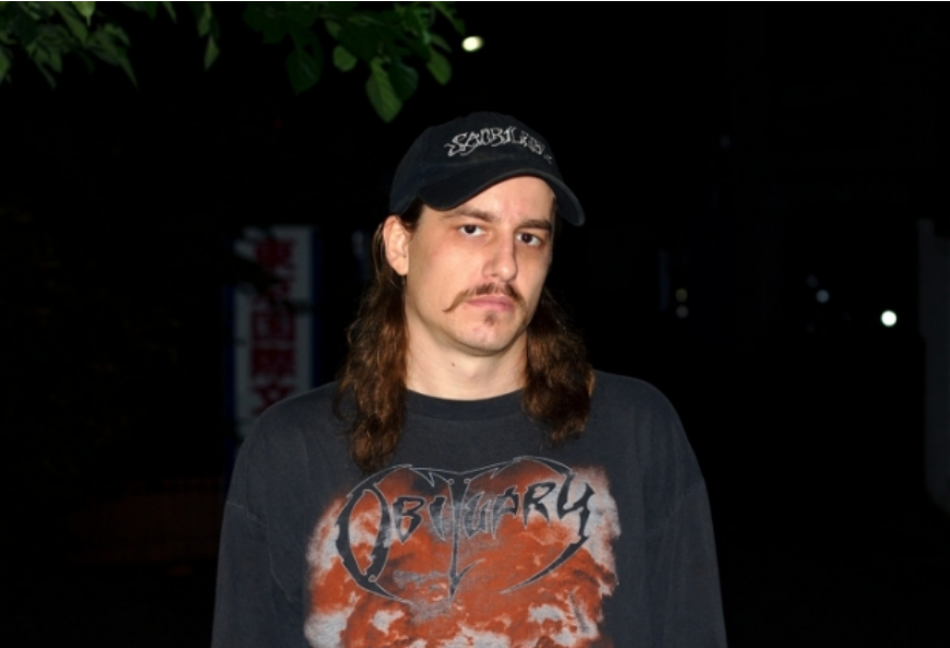 莱利·盖尔|美国知名乐队突然宣布35岁主唱意外去世 上月还在宣传明年的欧洲巡演
