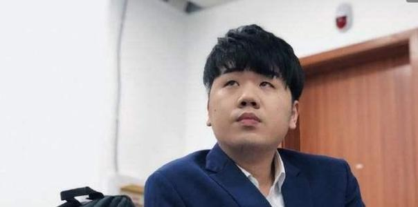 奶茶发文控诉执教ES的种种，通篇不离Cat，究竟是洗白还是又一次的甩锅