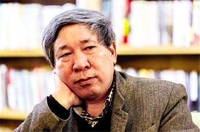 作家|中国作家屡获大奖，跻身世界文豪圣坛，却遭家乡父老唾弃
