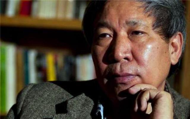 作家|中国作家屡获大奖，跻身世界文豪圣坛，却遭家乡父老唾弃