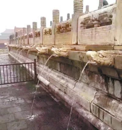 故宫|故宫为啥不怕暴雨？古代工匠智慧带给现代建筑防汛的启发