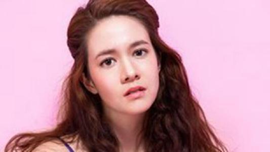 战狼2|3年前，她错过《战狼2》女主角，如今出演《八佰》直言很荣幸