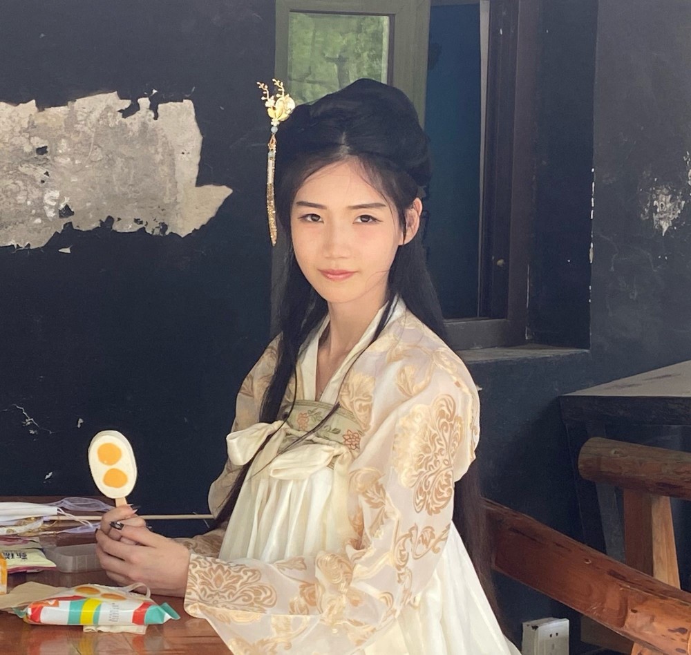 汉服|为什么穿汉服不能披头散发？小姐姐用亲身经历告诉你，不许笑哦