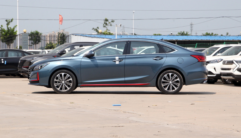 长安锐程cc颜值与实力并存949万起b级车领域要起波澜