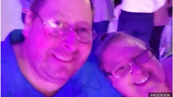 英国广播公司|美国相信Covid-19病毒是骗局的出租车司机失去了妻子