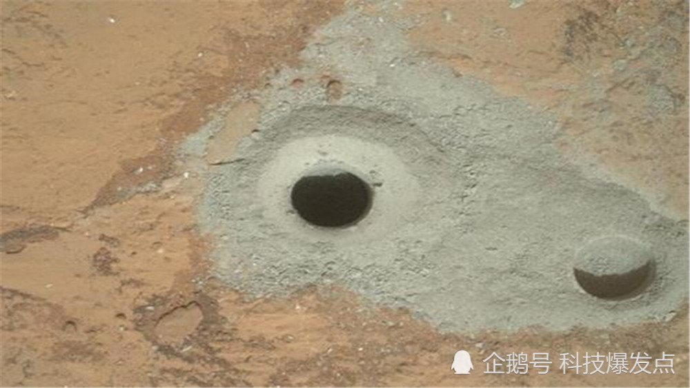 火星|火星上有真菌存在？UFO猎人在好奇号照片中，发现“蘑菇状”物体！