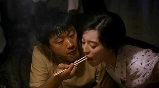 范冰冰|范冰冰喜获代言，七夕发文“出门过节”，用餐后小腹微凸引热议