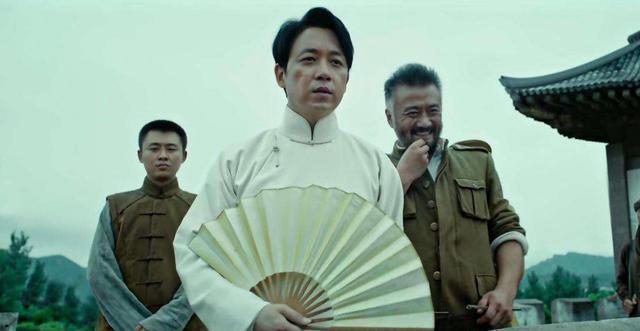 靳东|靳东把《精绝古城》演红了，为何反倒被鬼吹灯系列“抛弃”？