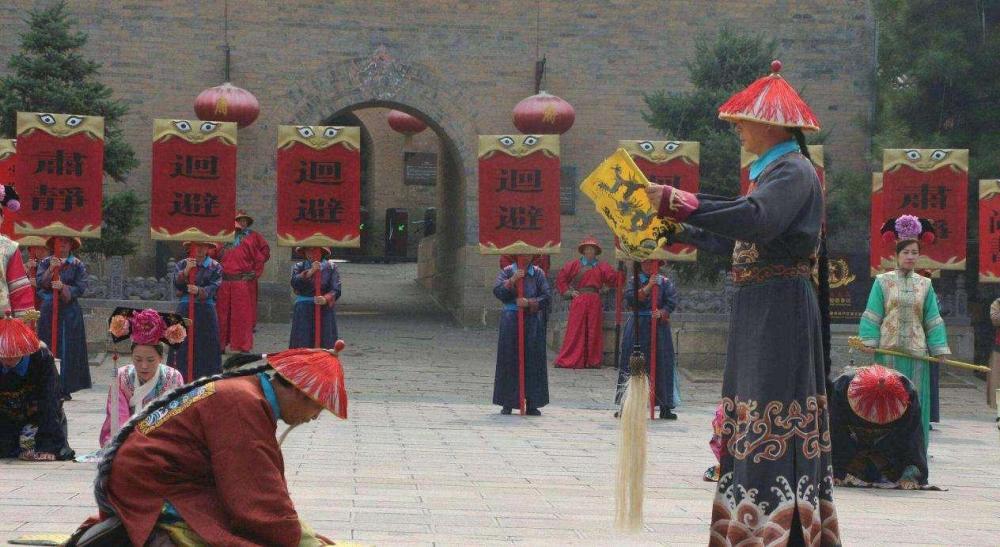 古代太监为啥那么有钱帮皇帝宣一道圣旨比现代人一年工资还多