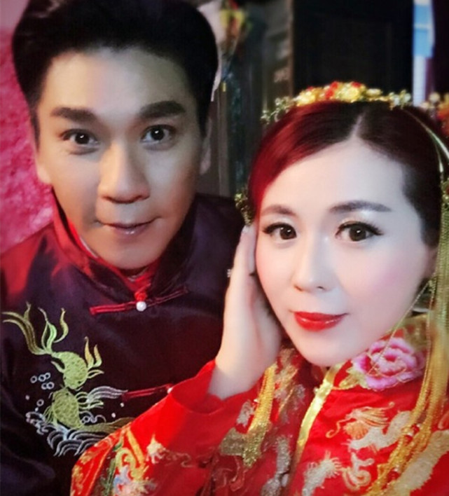 53岁黄子扬近照帅气依旧曾与惠英红相恋还低调娶林俊贤前妻