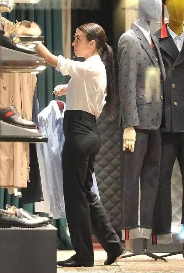 王漫妮|交往51个女友的全球第一高富帅，竟被现实版“王漫妮”征服了？