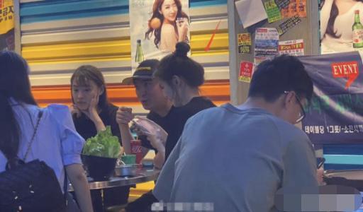 王思聪|甜仇发文称自己是单身，与王思聪的恋情不掺杂其他任何，是真爱