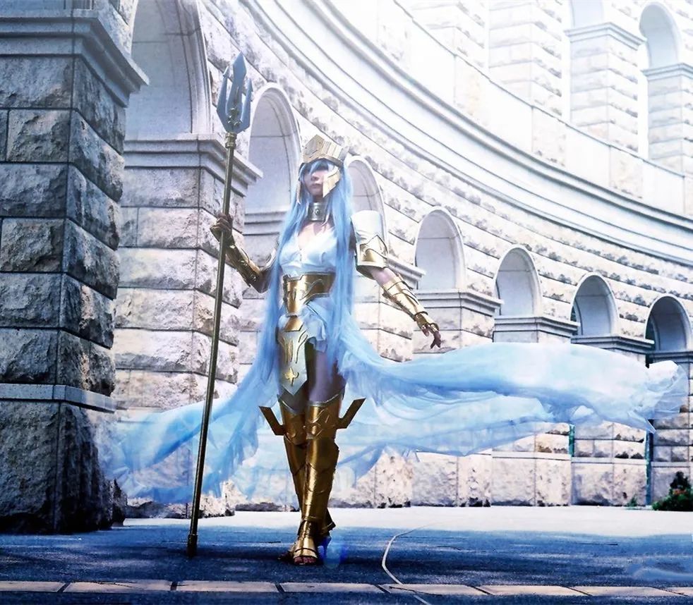 圣斗士粉丝这才是冥王神话lc里的女性海皇瑟拉菲娜