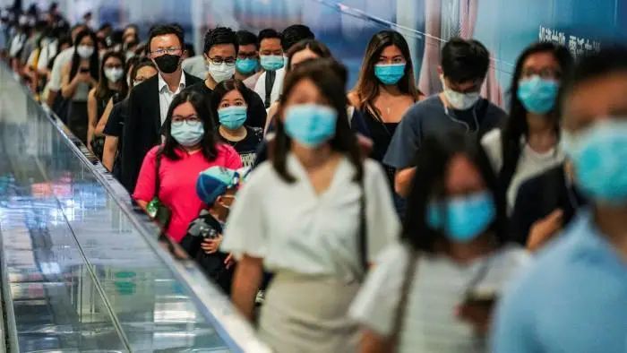 新冠|专家谈：全球首例新冠“二次感染”出现，疫苗存疑，公众应如何应对？