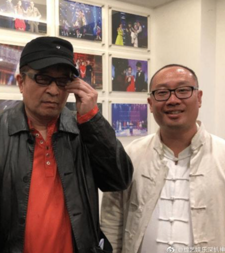 李玉刚|61岁毕福剑近照曝光，与李玉刚陆海涛等明星开怀畅饮，风采依旧