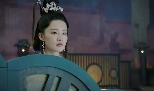 以家人之名|以后见到这几个编剧，大家都绕路走吧！