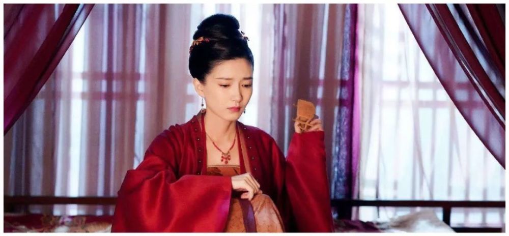 以家人之名|以后见到这几个编剧，大家都绕路走吧！