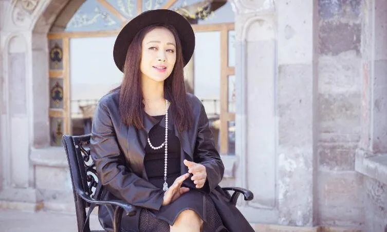 花儿与少年2|因为郑爽去重扒《花儿与少年2》，没想到问题最大的是她