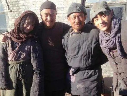 孙铱|她是什么来头，抢戏、加戏一个不落，还跟好多男演员不清不楚