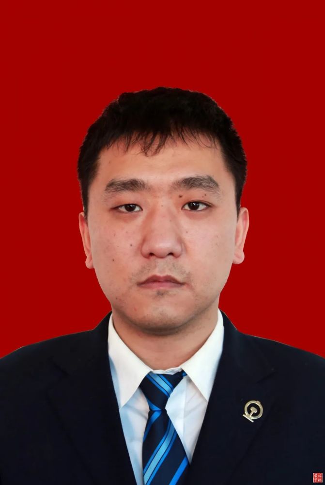 "暖心铁路小哥"杜智勇 用生命守护旅客安全的英勇斗士