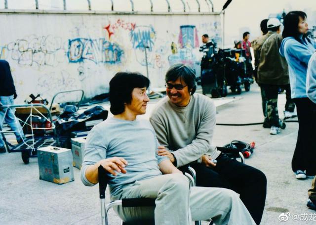 成龙|成龙悼念陈木胜遗憾此生无缘再合作，两人作品曾被保险公司拉入黑名单