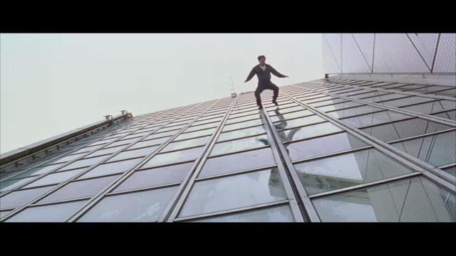 成龙|成龙悼念陈木胜遗憾此生无缘再合作，两人作品曾被保险公司拉入黑名单