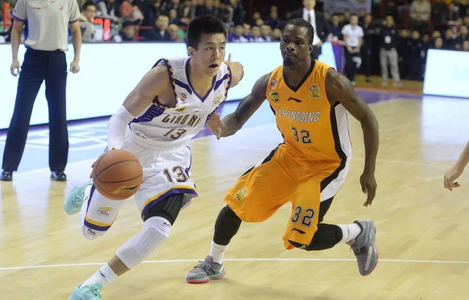 cba球队|CBA球队迁移，夹杂的是球迷的五味杂陈