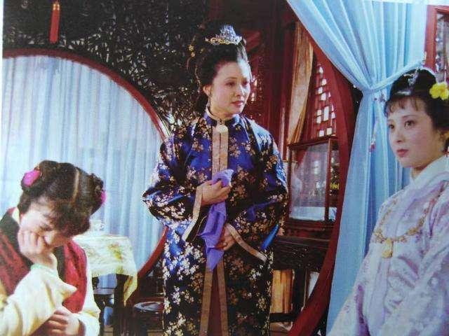 王熙凤|比起宝钗的虚伪和冷漠，惜春的自私和无情才更让人害怕