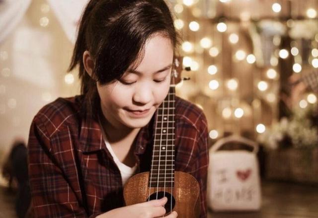 刘銮雄|刘銮雄女儿家中练舞，曝光豪宅，曾获父亲赠送2.5亿钻石