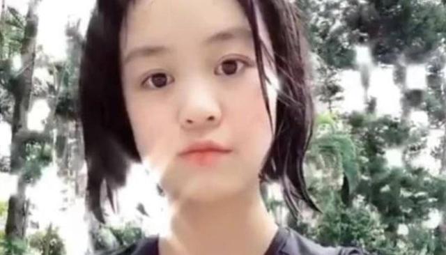 刘銮雄|刘銮雄女儿家中练舞，曝光豪宅，曾获父亲赠送2.5亿钻石