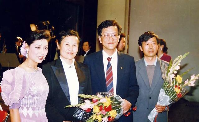 施光南他写的歌我们都会唱但他的人生故事却并非人人都知晓