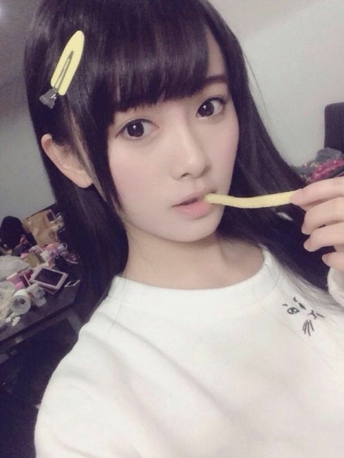 鞠婧祎|一线女星生于清末民初？鞠婧祎：我不知道今年是2020还是2012！