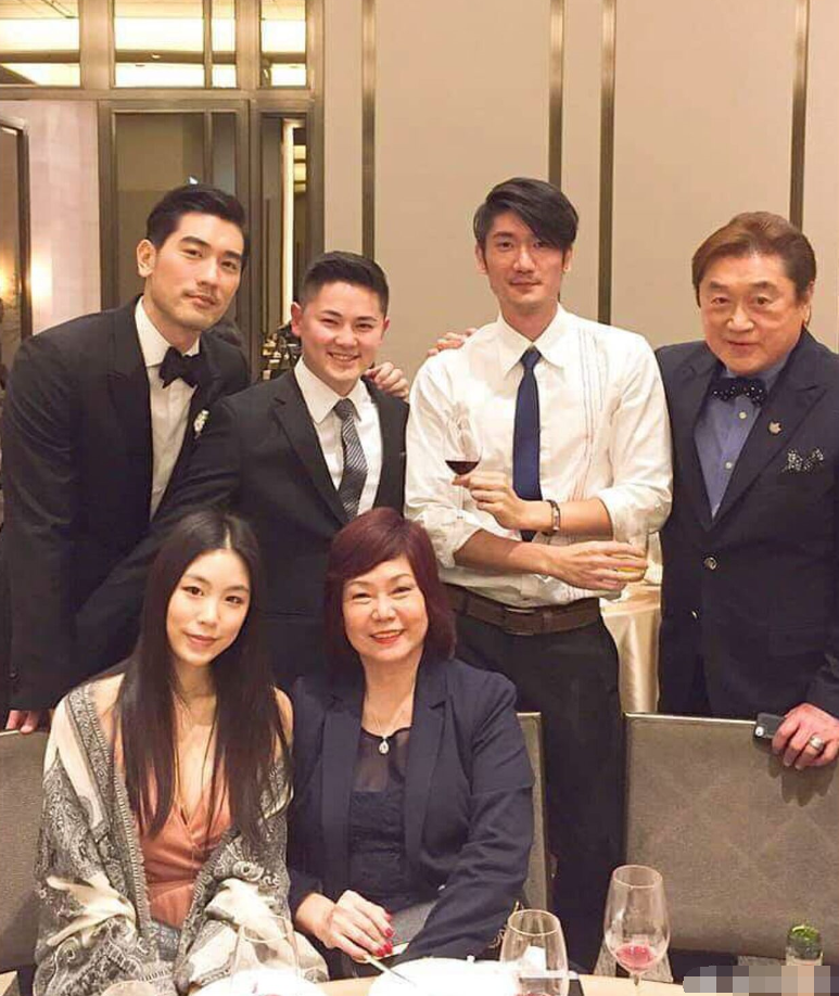 高以翔|高以翔二哥甜蜜庆七夕，深夜更博心情愉悦疑已获新恋情