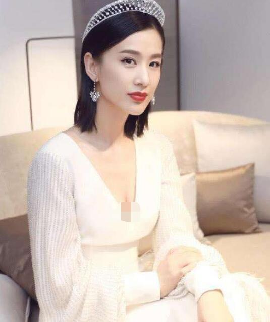 黄圣依|黄圣依“风光少奶奶”的背后，杨子身边频频出现“翻版黄圣依”！