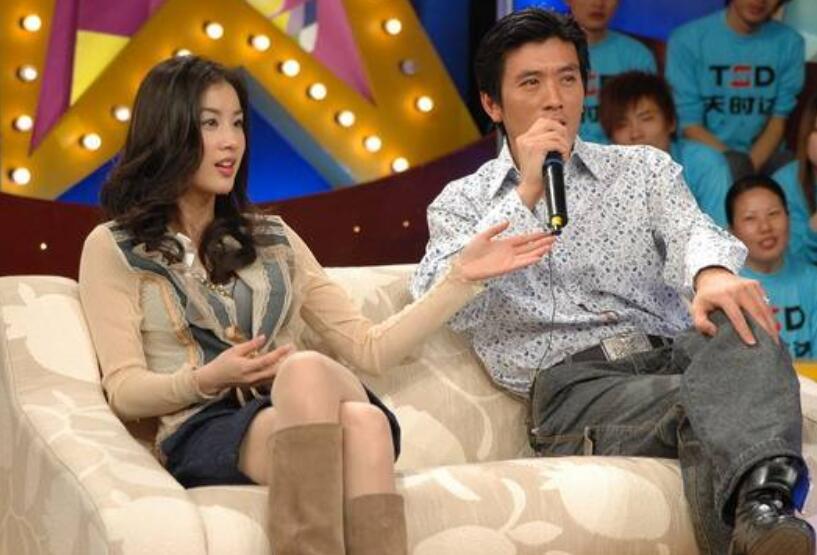 黄圣依|黄圣依“风光少奶奶”的背后，杨子身边频频出现“翻版黄圣依”！
