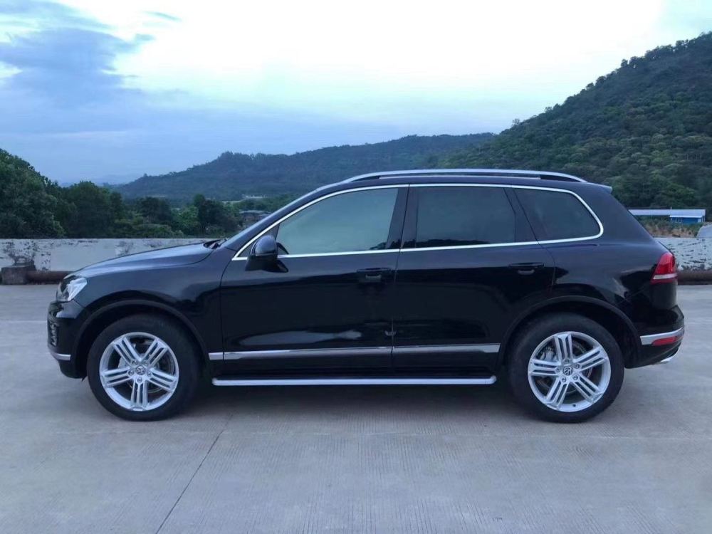 17年大众途锐售价19万,外观饱满大气,强劲动力,纵情田野间