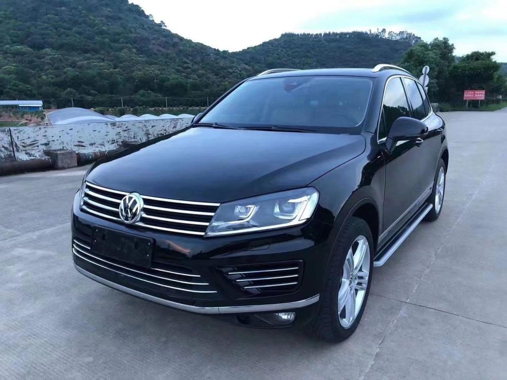 17年大众途锐售价19万,外观饱满大气,强劲动力,纵情田野间