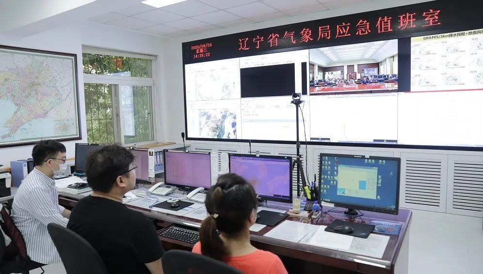 辽宁省气象局|“巴威”登陆前夜：跟着追风小组，看直面台风的气象人