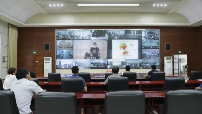 辽宁省气象局|“巴威”登陆前夜：跟着追风小组，看直面台风的气象人