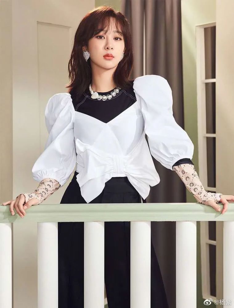 杨紫|她到底是时尚绝缘体，还是被造型师坑了……